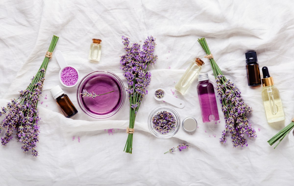 Lavanta Suyu Cilde Faydaları