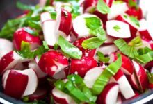 Kırmızı turp nasıl yenir ? turşusu nasıl yapılır ? Kırmızı turp ile salata tarifleri Kirmizi turp salata