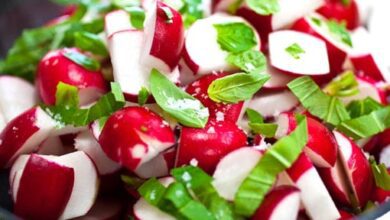 Kırmızı turp nasıl yenir ? turşusu nasıl yapılır ? Kırmızı turp ile salata tarifleri Kirmizi turp salata