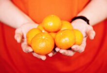 Hamilelikte Mandalina Yemek Bebeğe Kilo Aldırır mı? Hamilelikte Mandalina Yemek Bebeğe Kilo Aldırır mı?